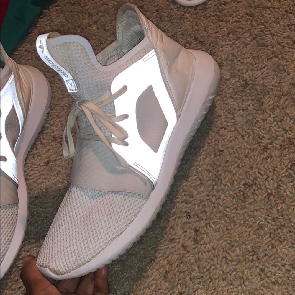 Adidas - Picture 3 of 3